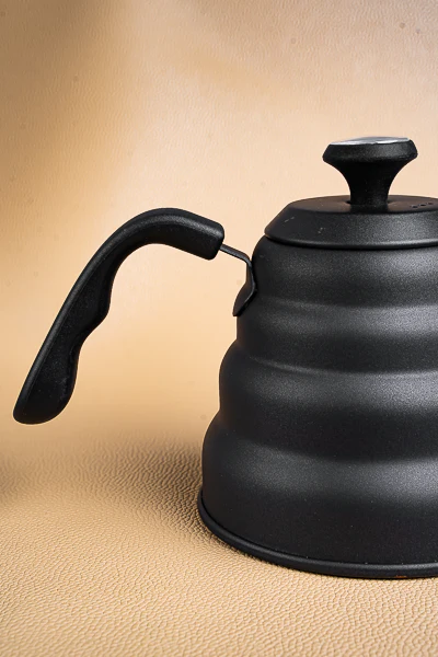 Black Gooseneck Kettle with Thermometer (for V60, Kalita, Drippers + Clever Cup) - Image 5