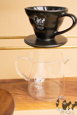 Rosewood Coffee Dripper Holder - Image 4